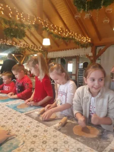 Warsztatownia Kulturka u stółka - Pieczenie pierników