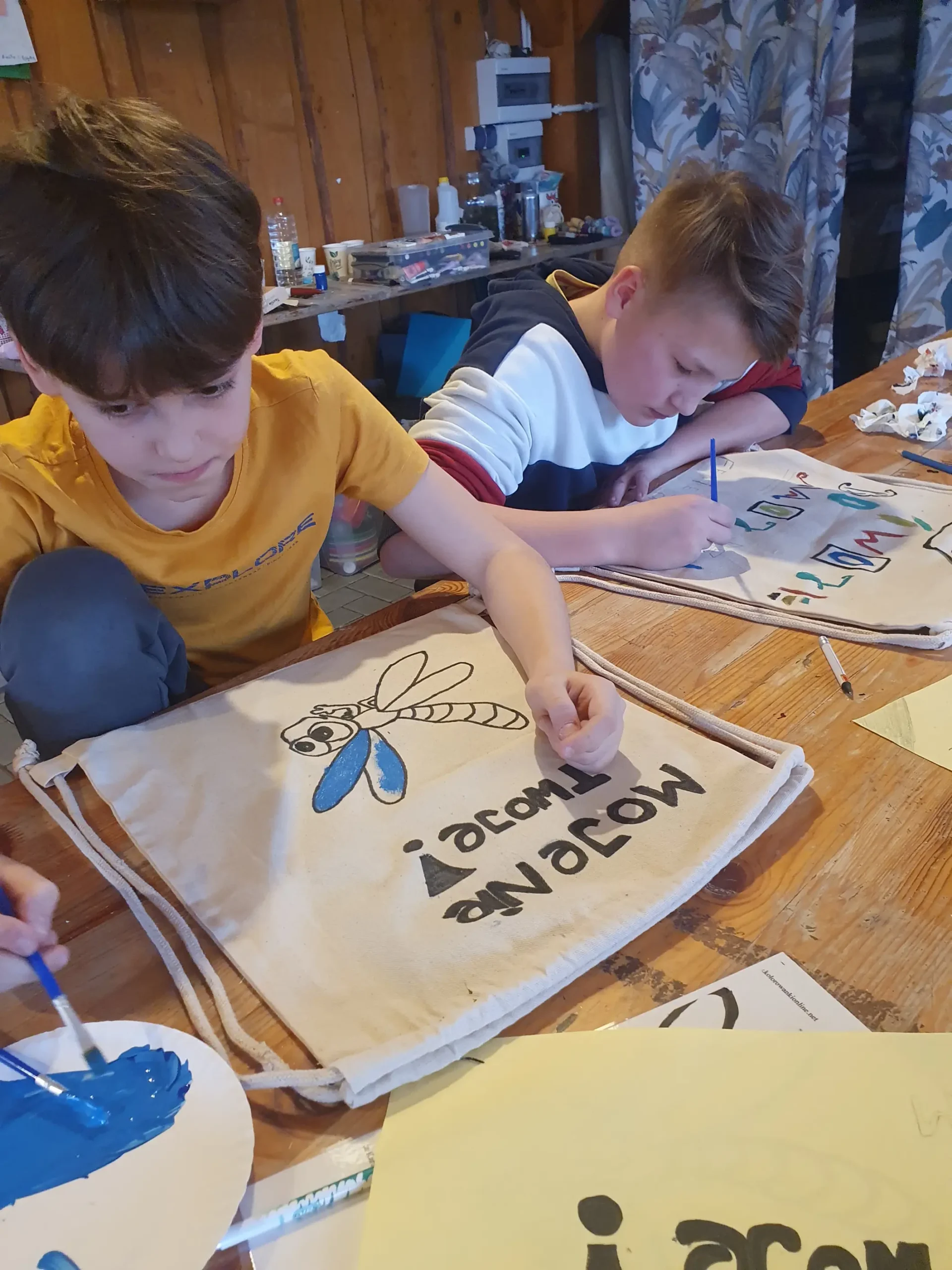 Malowane ekotorby -Warsztatownia Kulturka u stółka