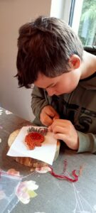 Warsztatownia Kulturka u stółka - StringArt