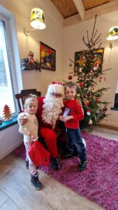 Warsztatownia Kulturka u stółka - Warsztaty tworzenia stroików świątecznych na stół