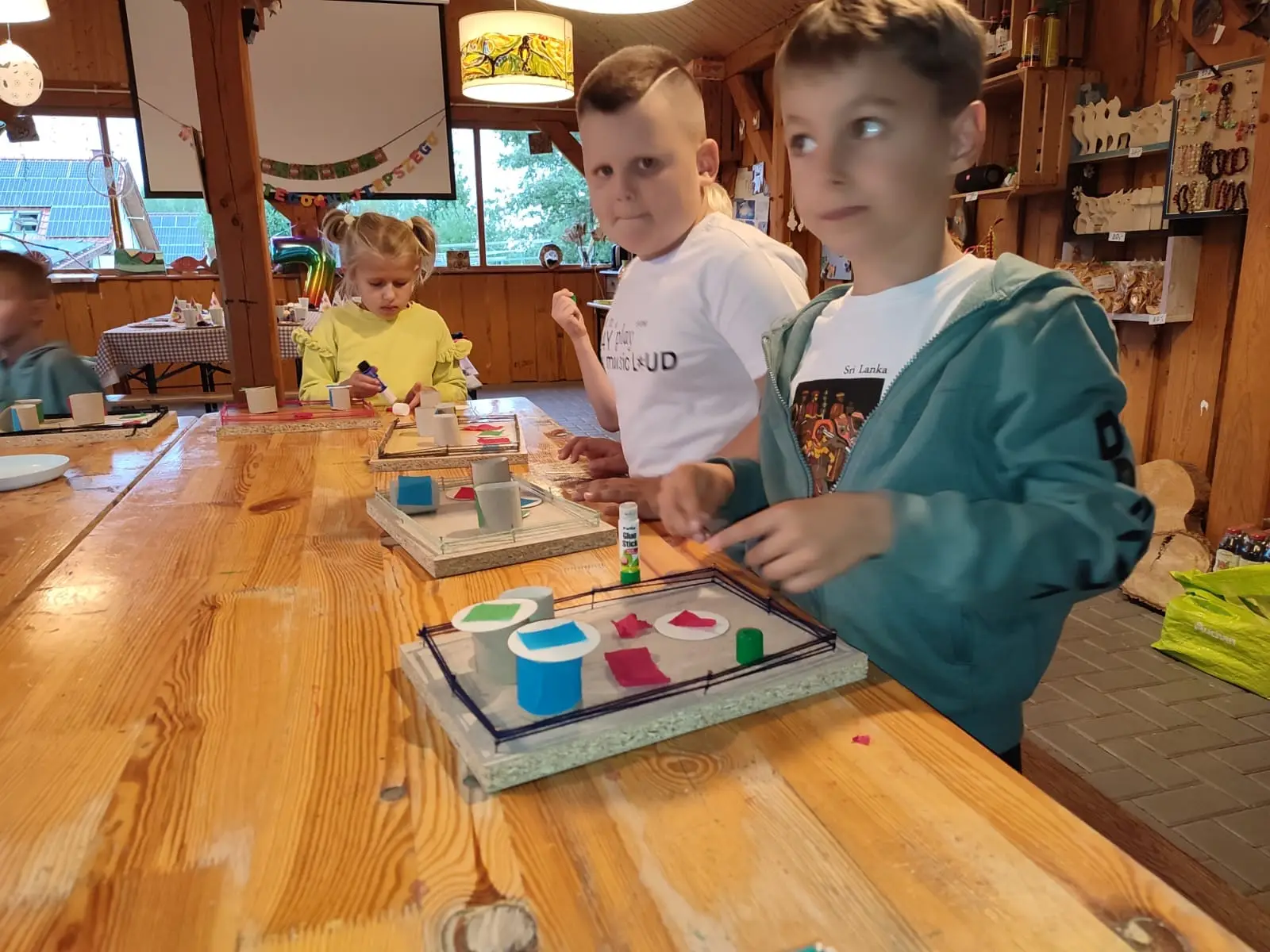 Warsztatownia Kulturka u stółka - Plejstejszyn bez prądu