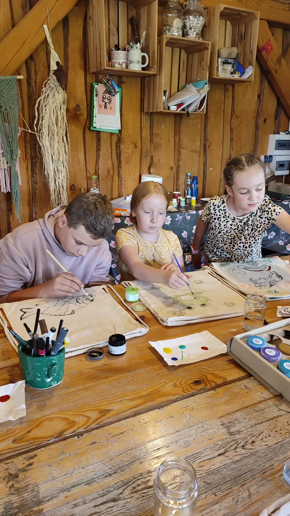 Malowane ekotorby -Warsztatownia Kulturka u stółka